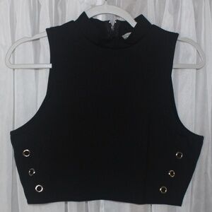 Black higher-neck Cropped Top
